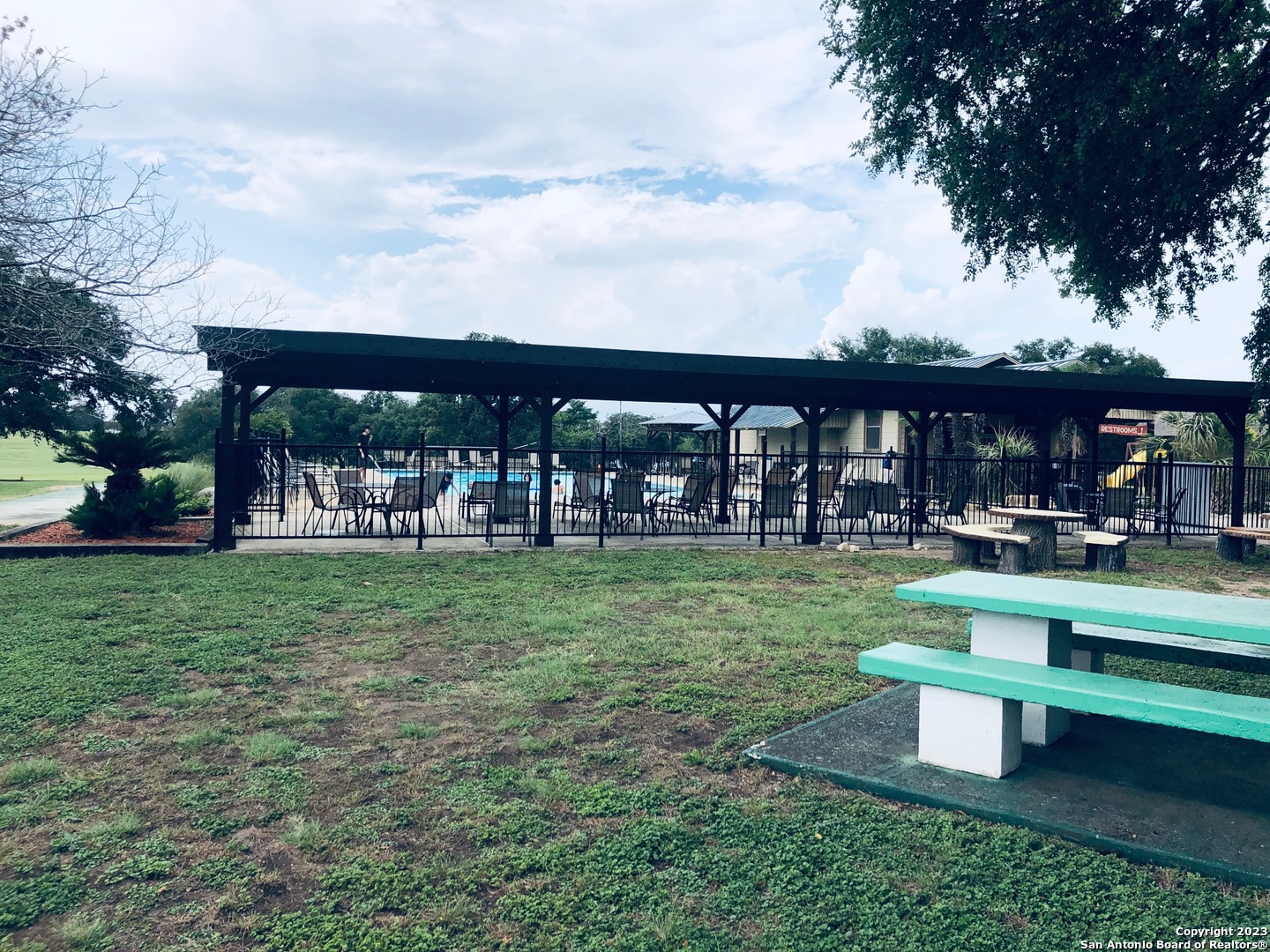 21N WHARTONS DOCK RD