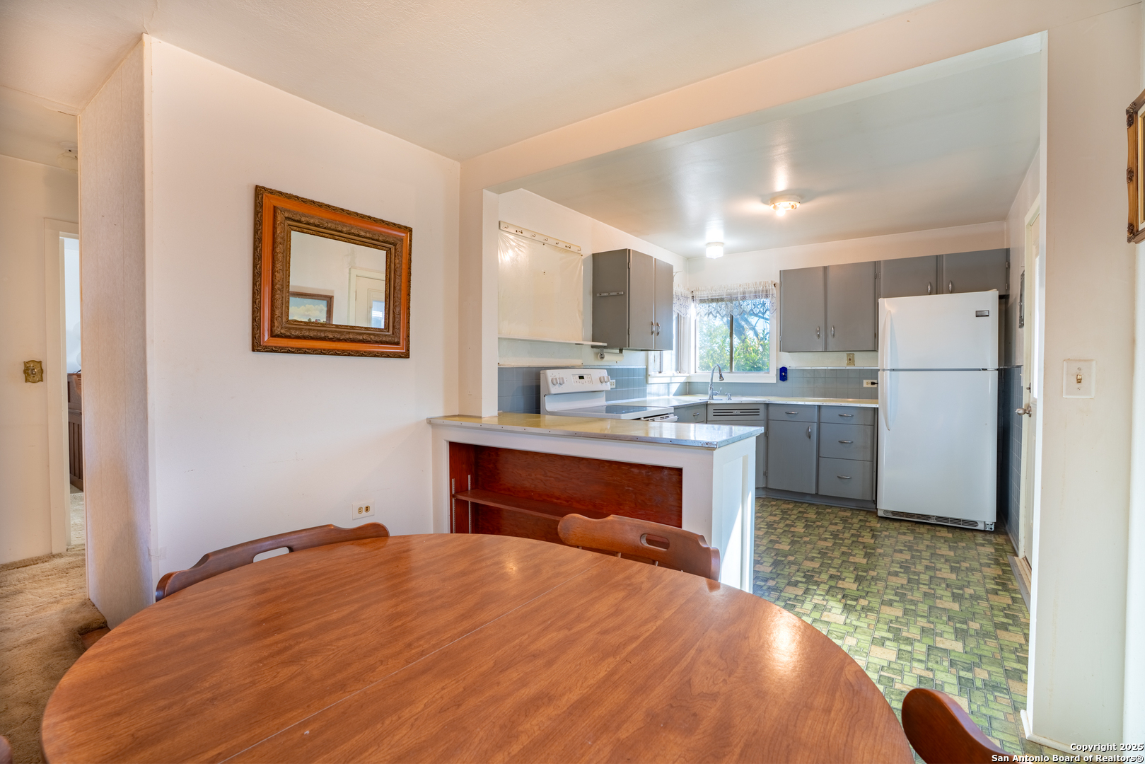805 Evergreen