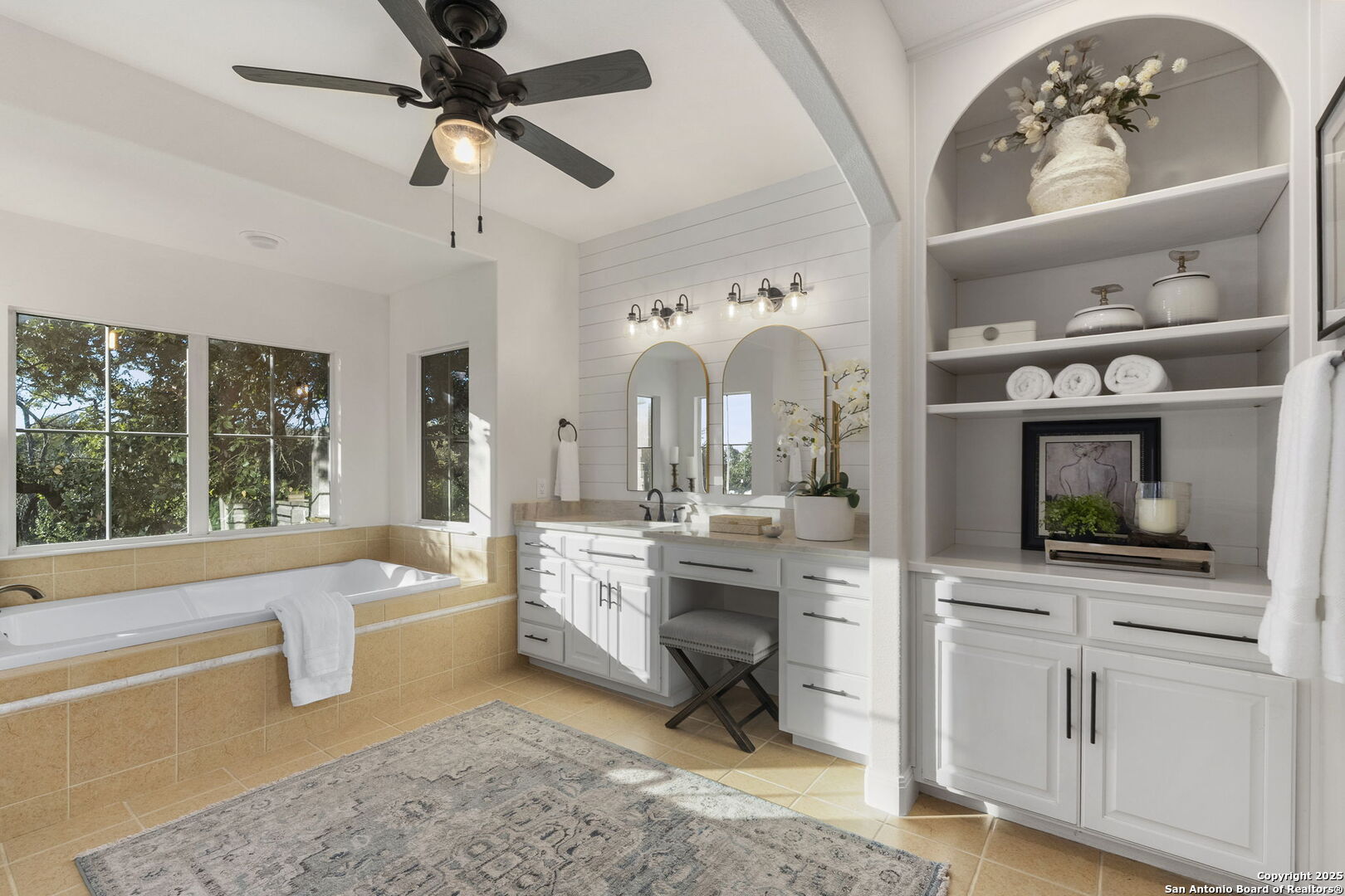 1041 Homestead Ridge