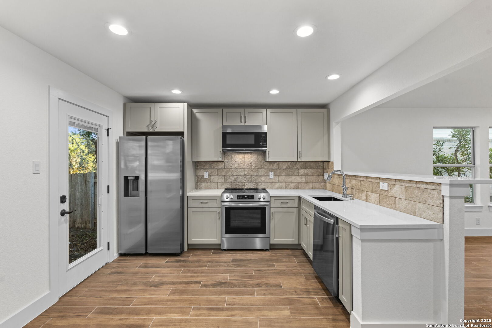 5910 Rolling Trail Drive