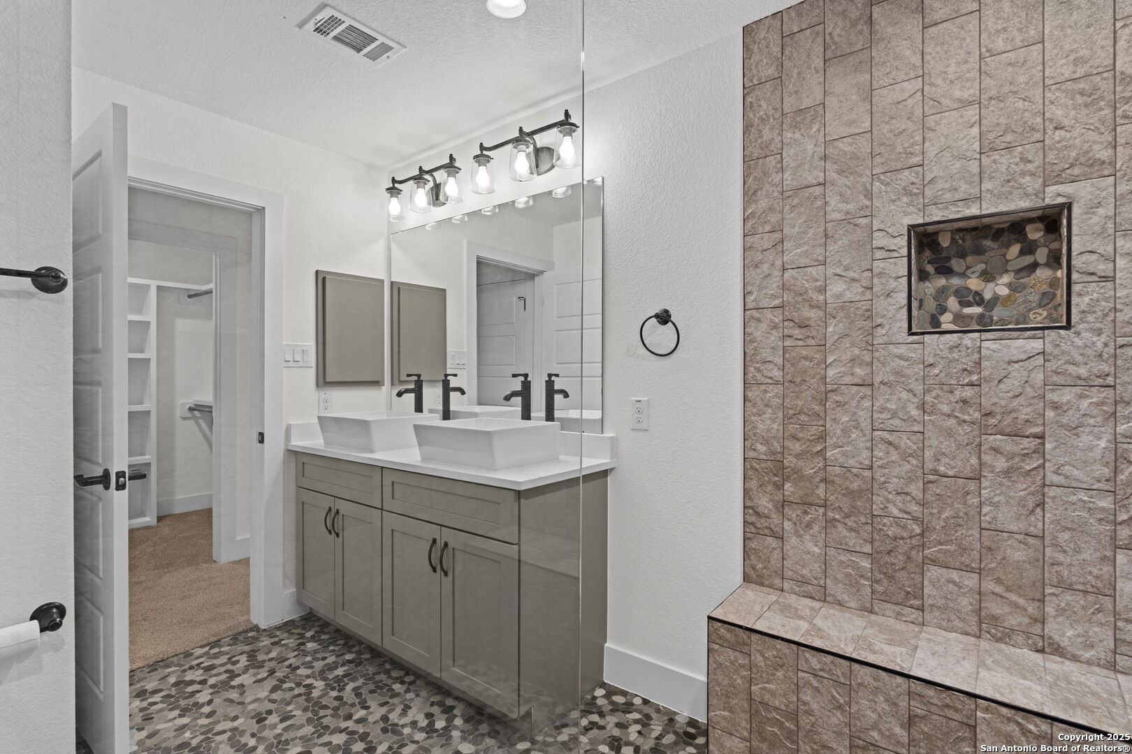 5910 Rolling Trail Drive