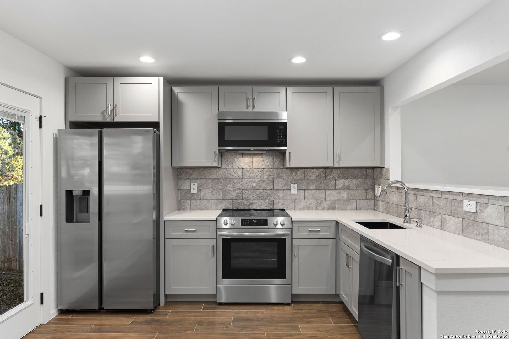 5910 Rolling Trail Drive