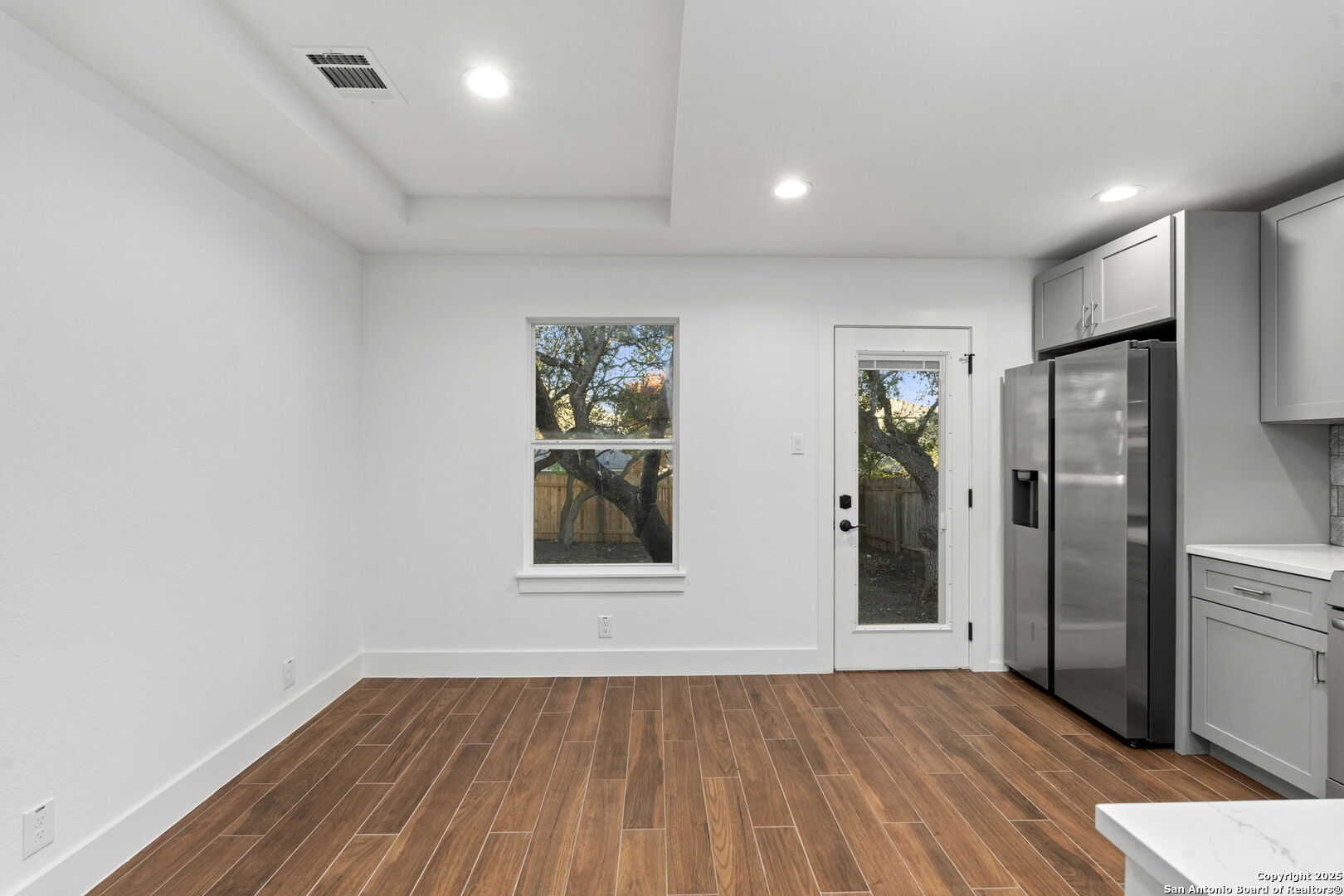 5910 Rolling Trail Drive