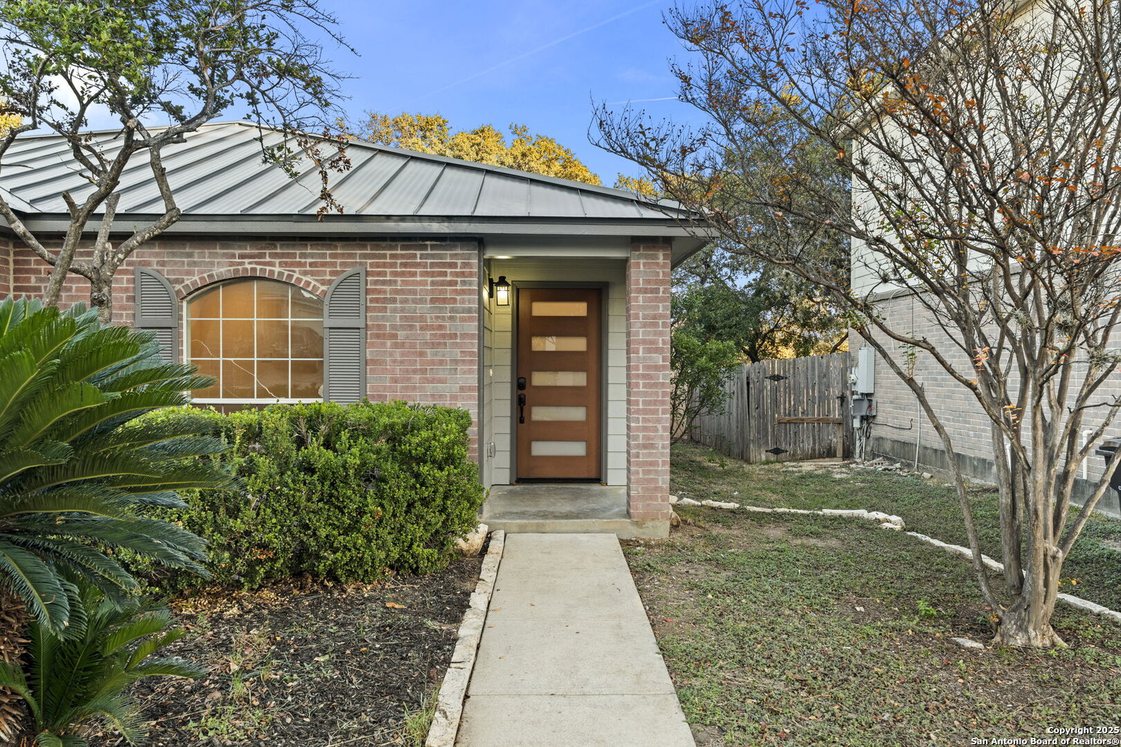 5910 Rolling Trail Drive