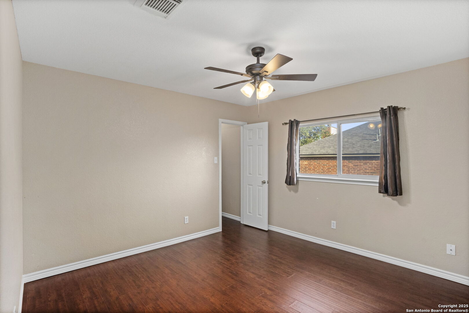 22006 Kenton Knoll