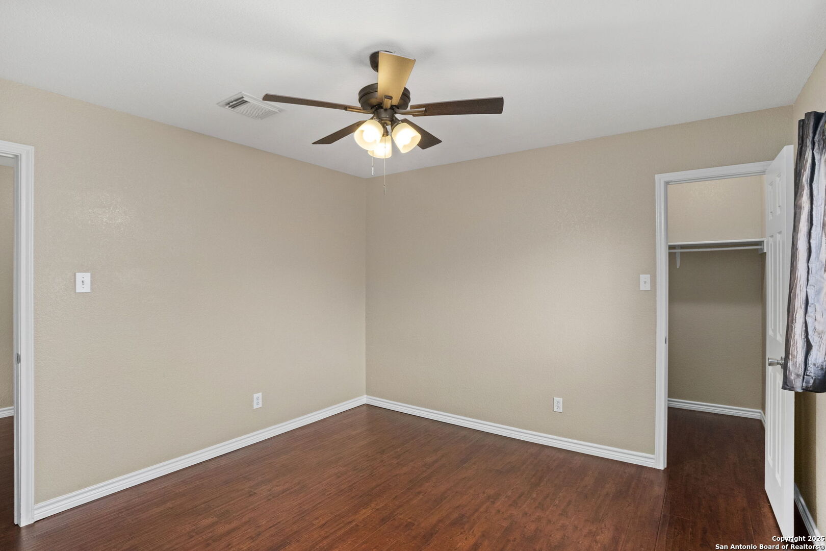 22006 Kenton Knoll