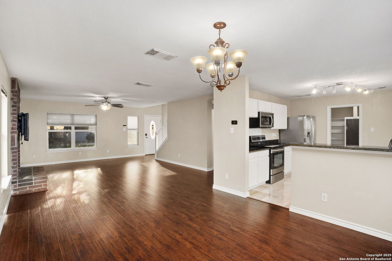22006 Kenton Knoll