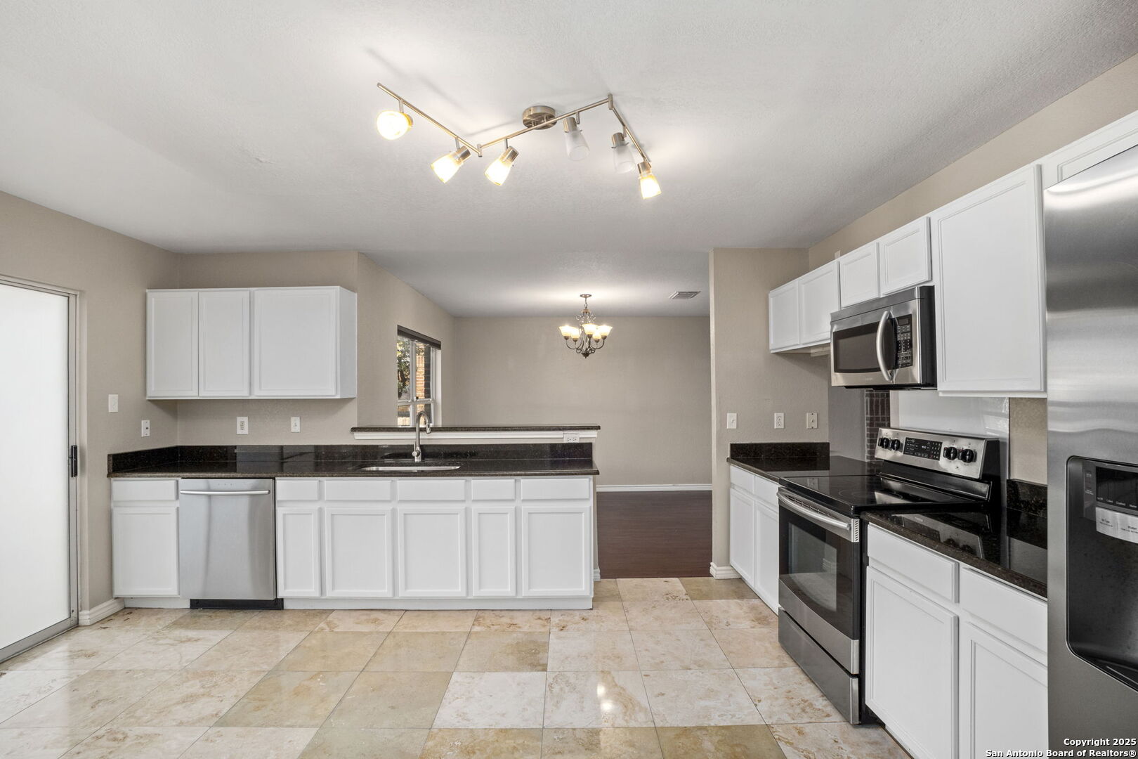 22006 Kenton Knoll