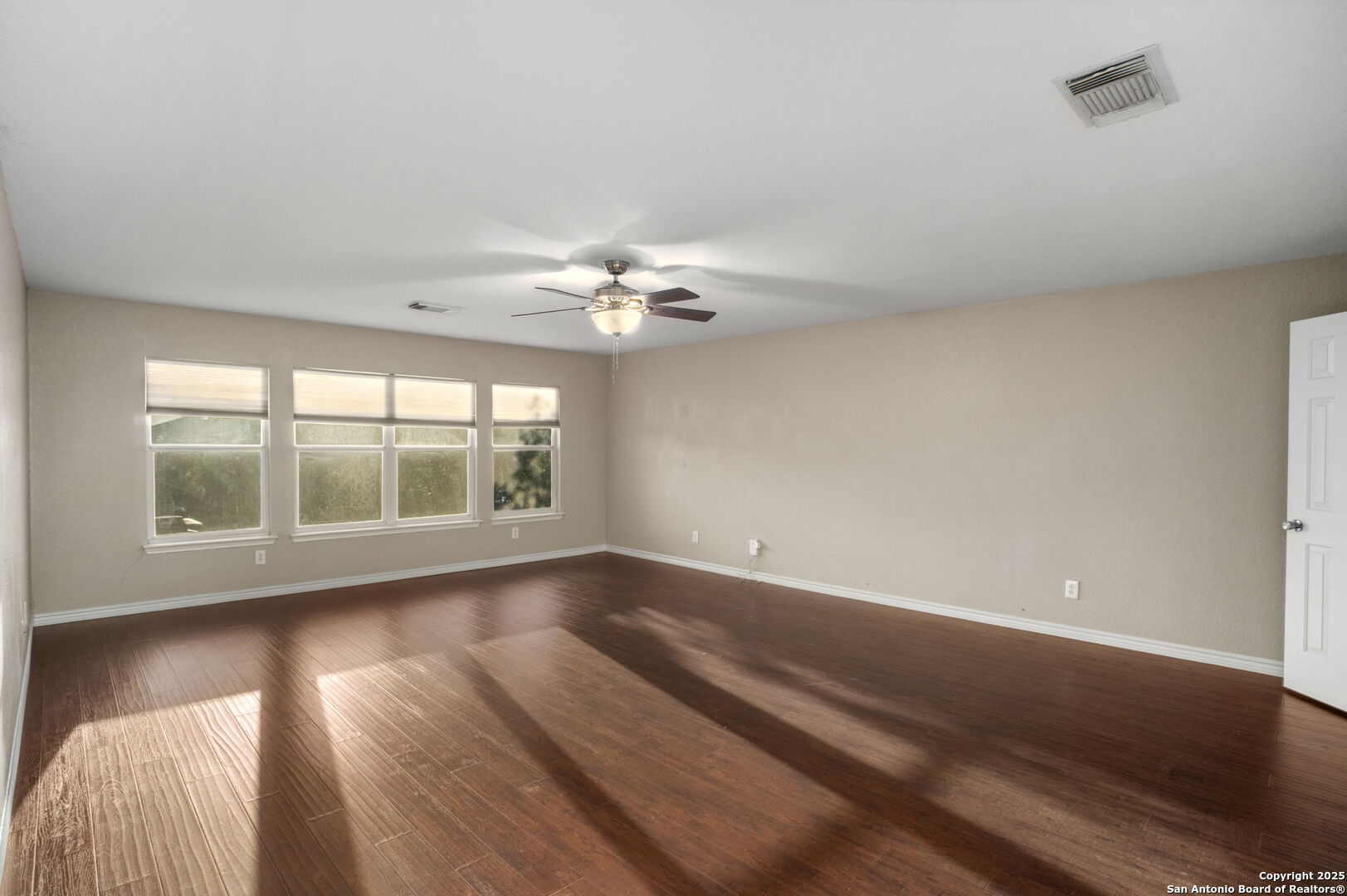 22006 Kenton Knoll
