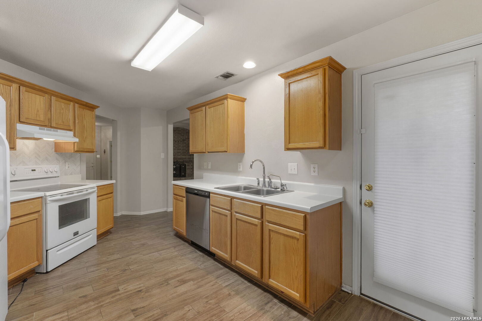 5846 Larkmeadow