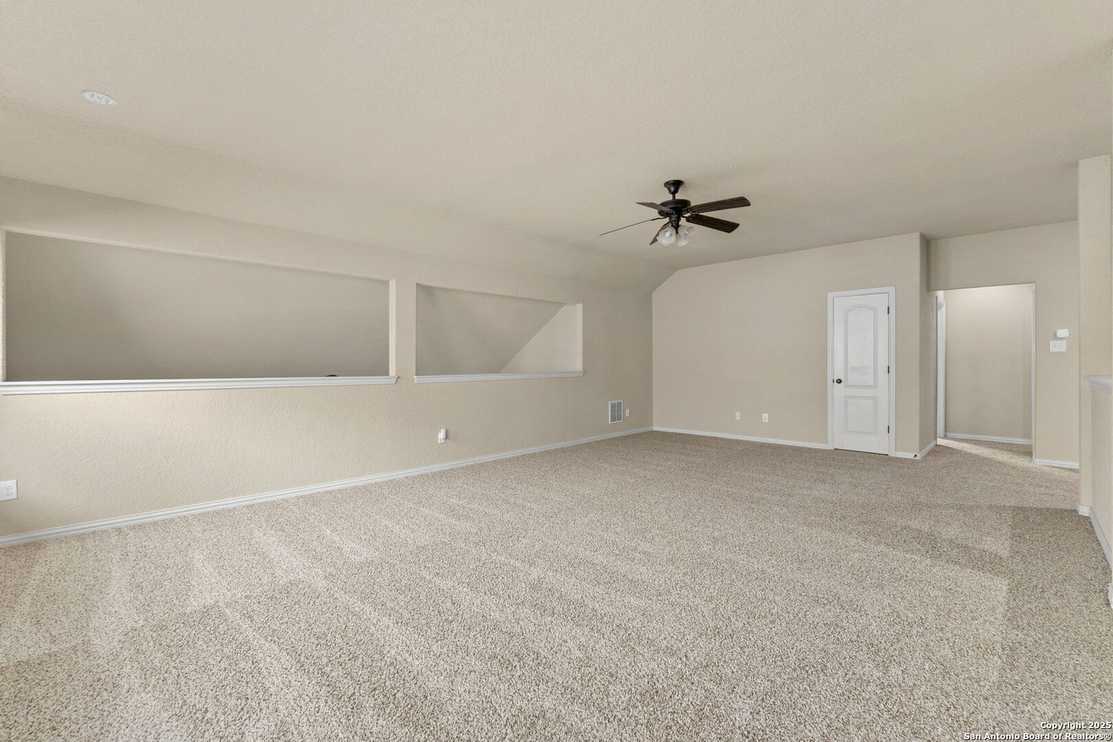 6031 Diego LN