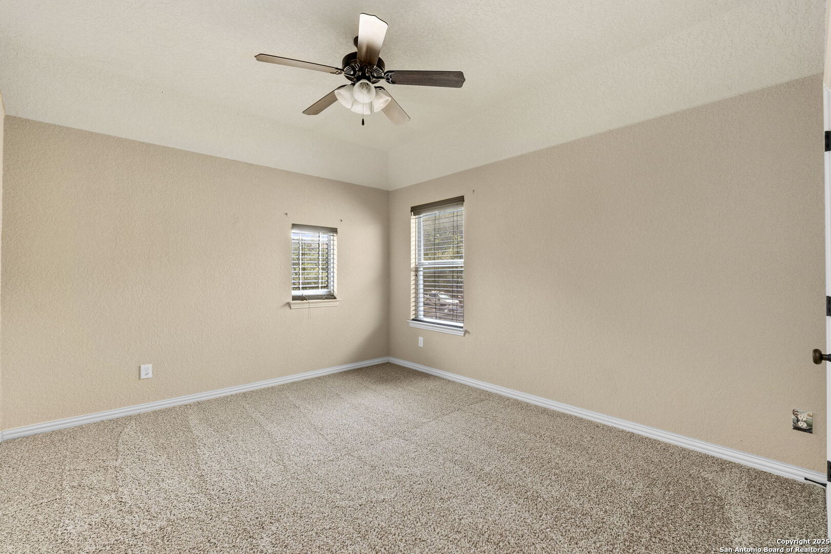 6031 Diego LN