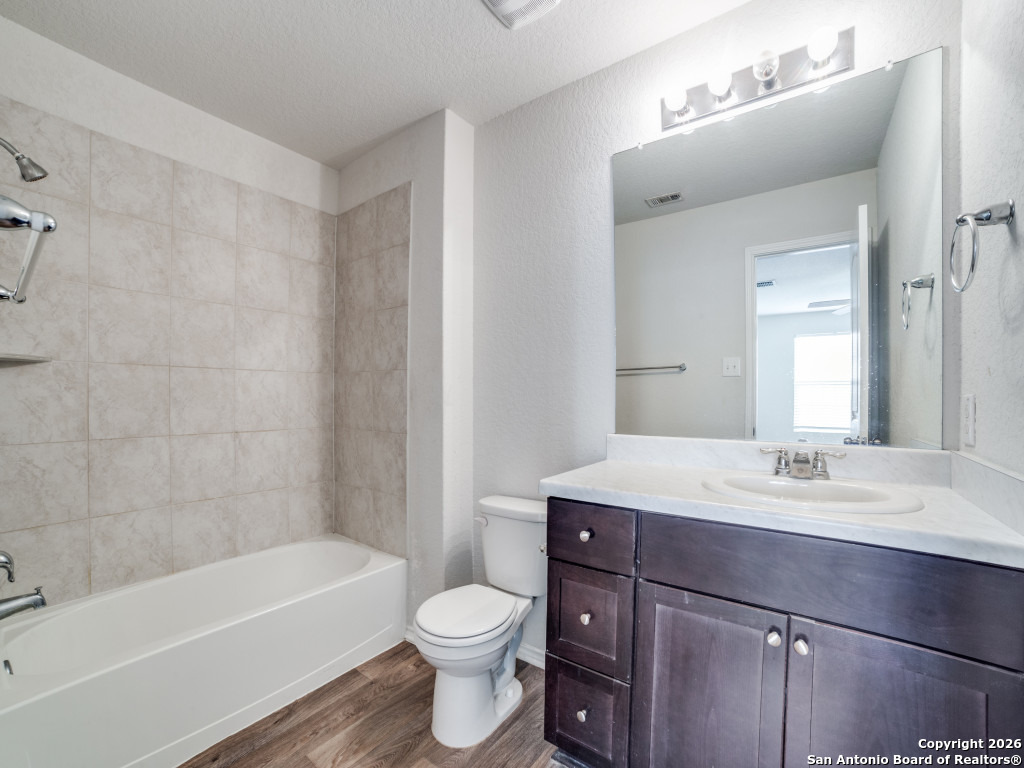 11715 Blackmore Leap