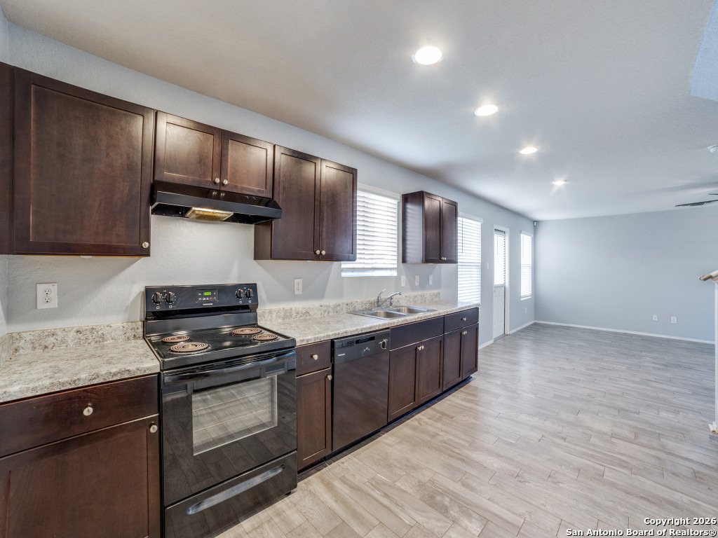 11715 Blackmore Leap