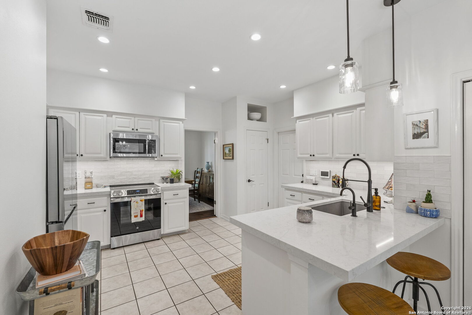 42 Courtside Cir