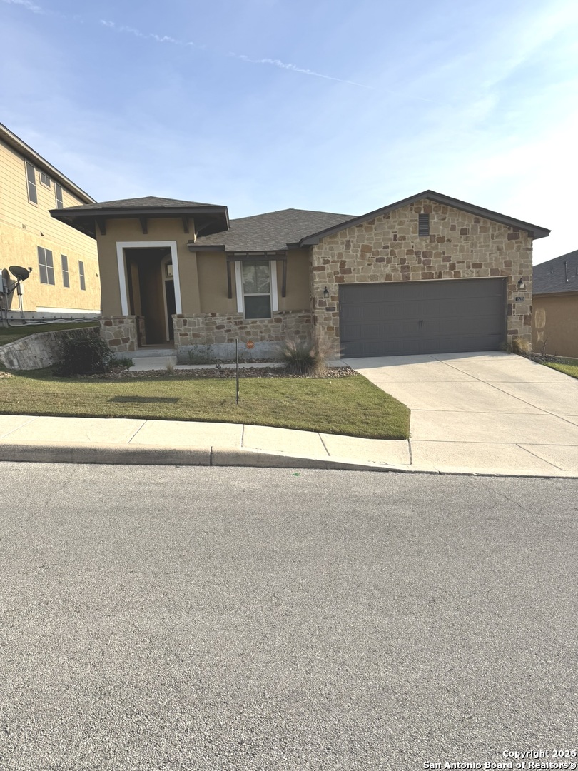 1530 Eagle Gln