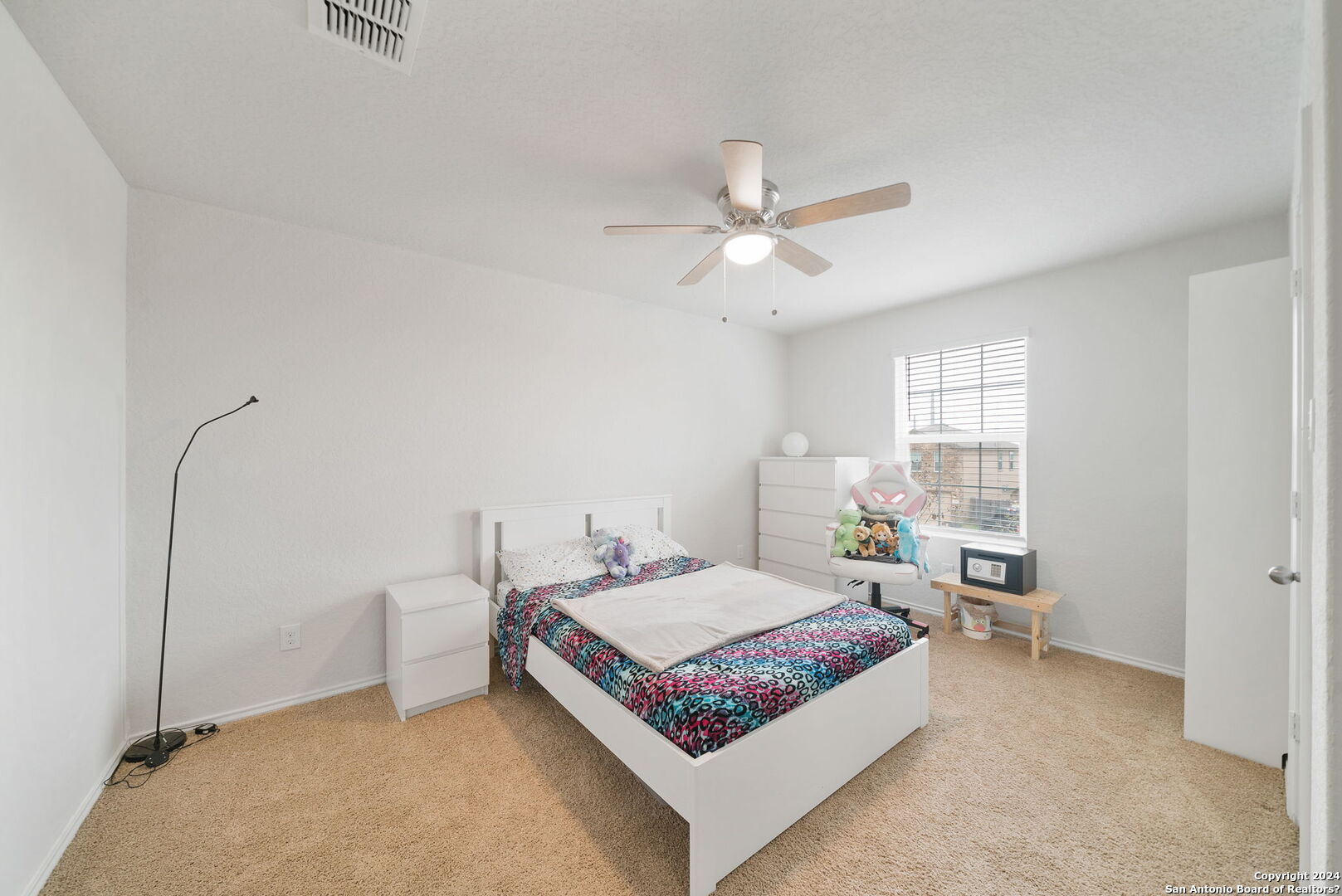 11423 BLACKMORE LEAP