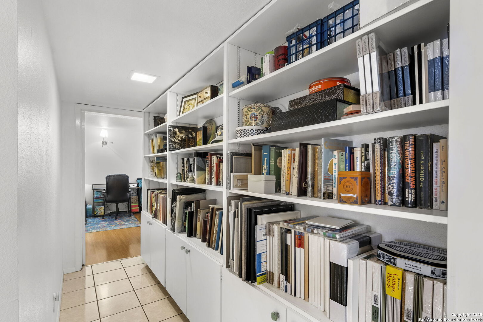 8033 N NEW BRAUNFELS AVENUE 400 D