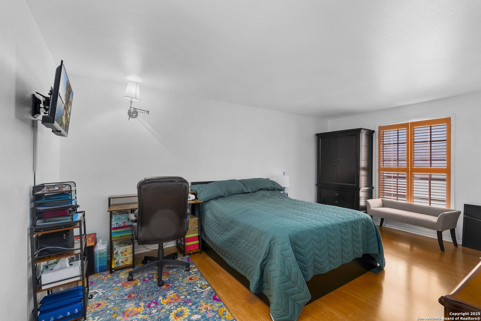 8033 N NEW BRAUNFELS AVENUE 400 D