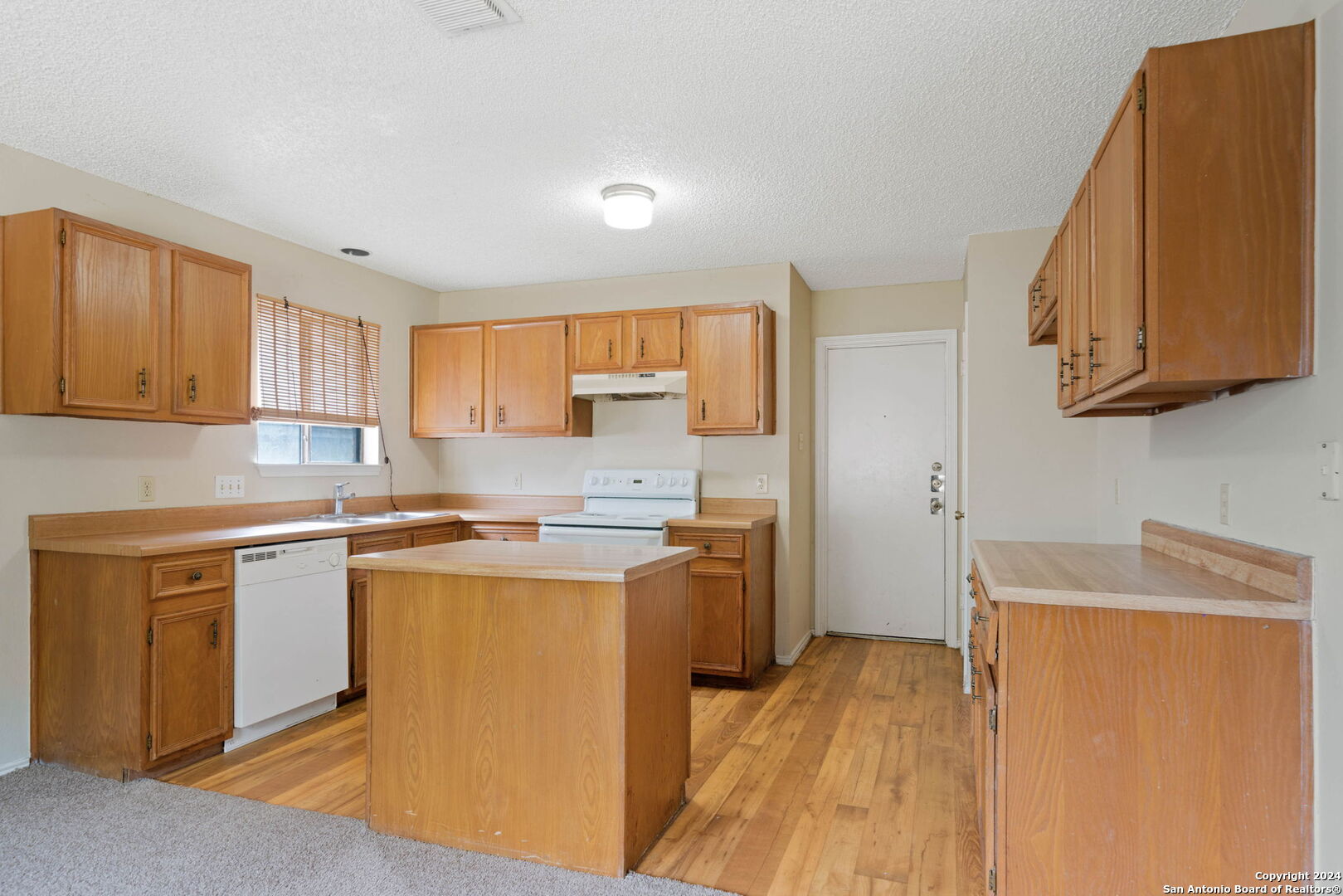 13918 TREE CROSSING ST