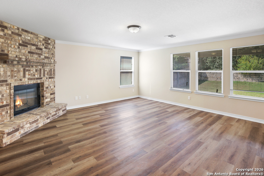 691 ANTHEM LN