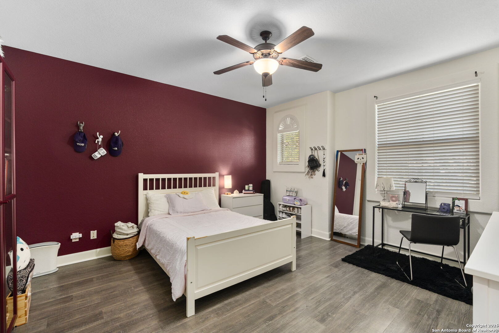 16123 Salto Del Agua