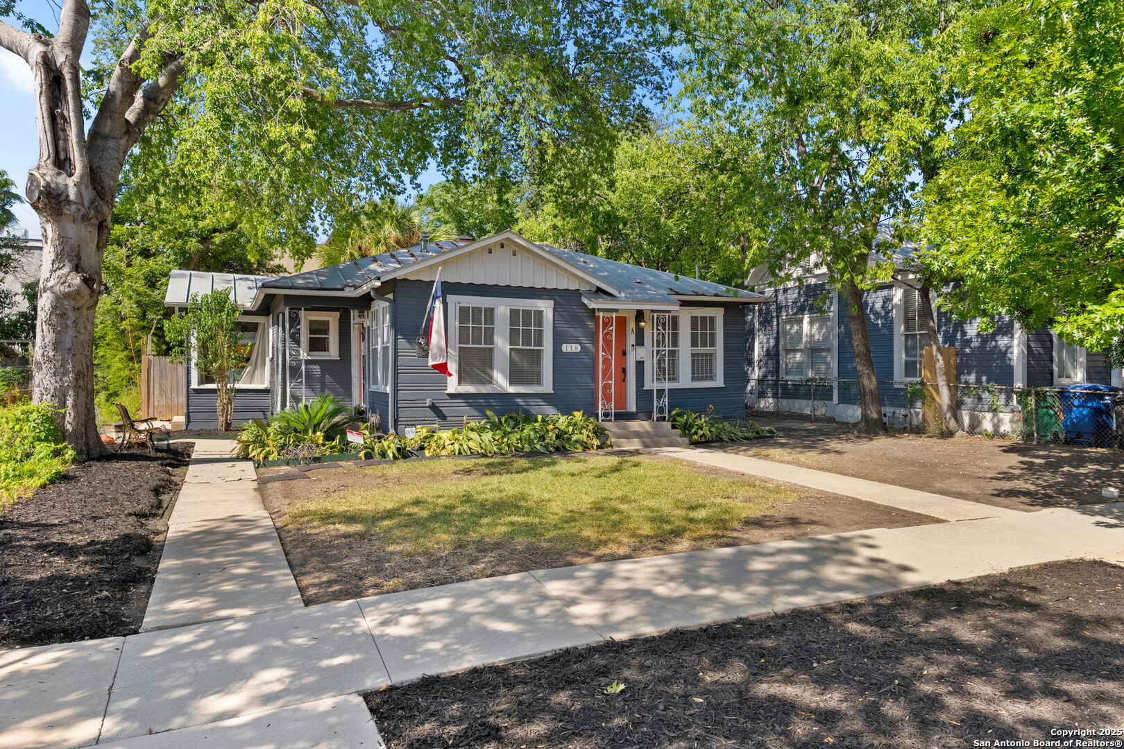 118 Callaghan