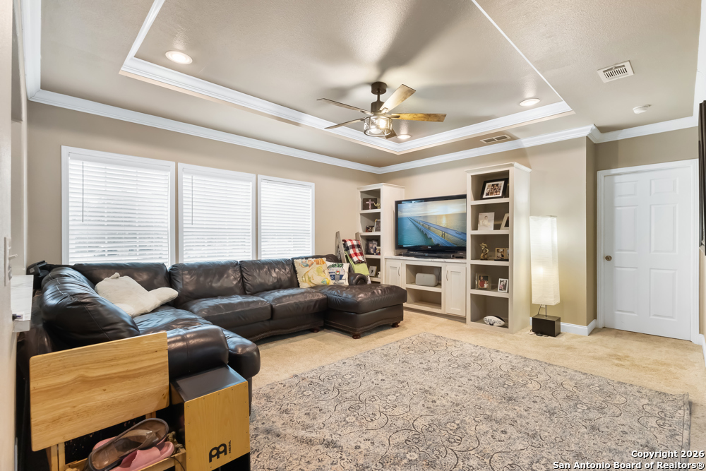 201 Private Road 1524