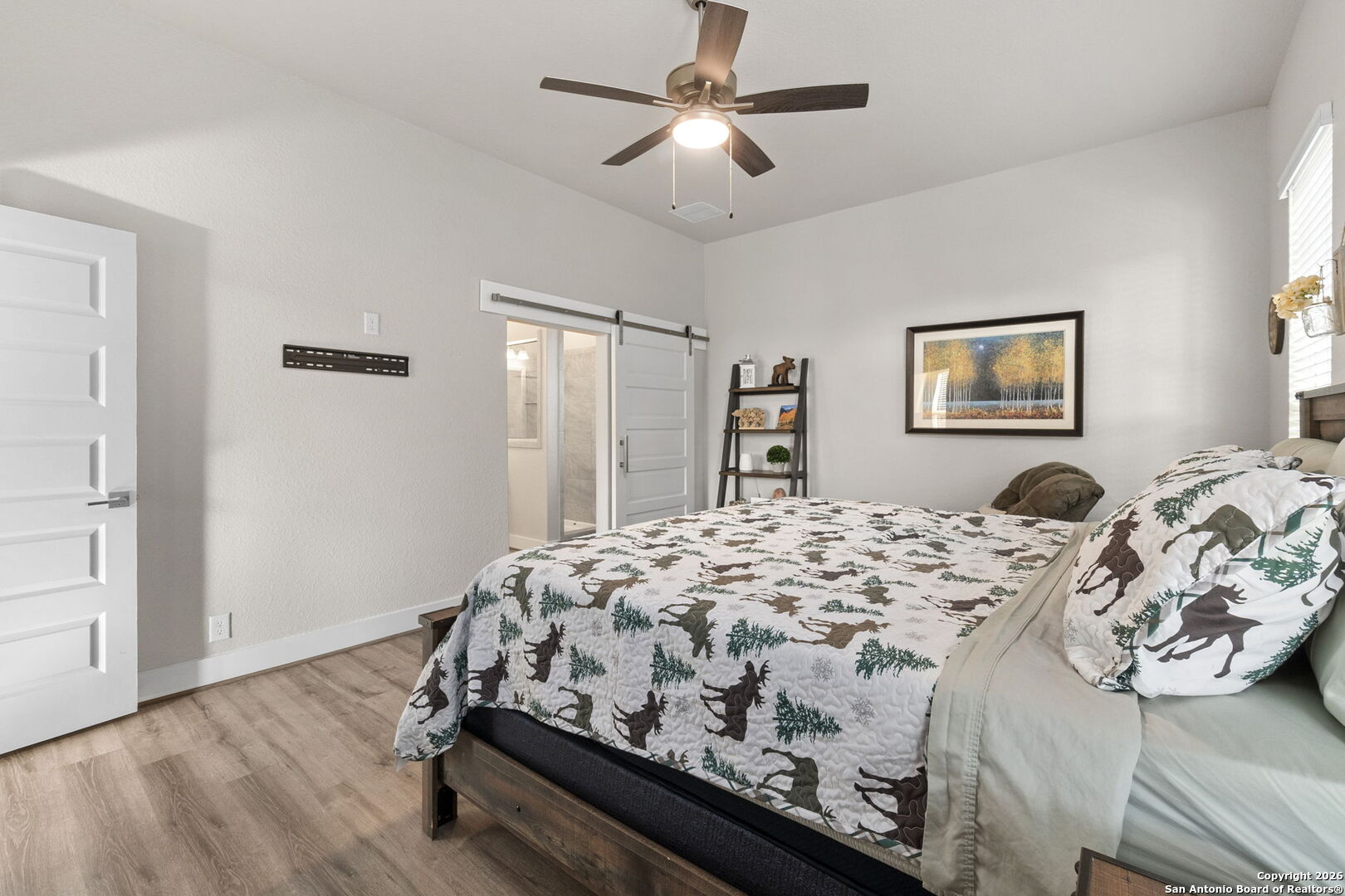 5702 Willow Creek Way