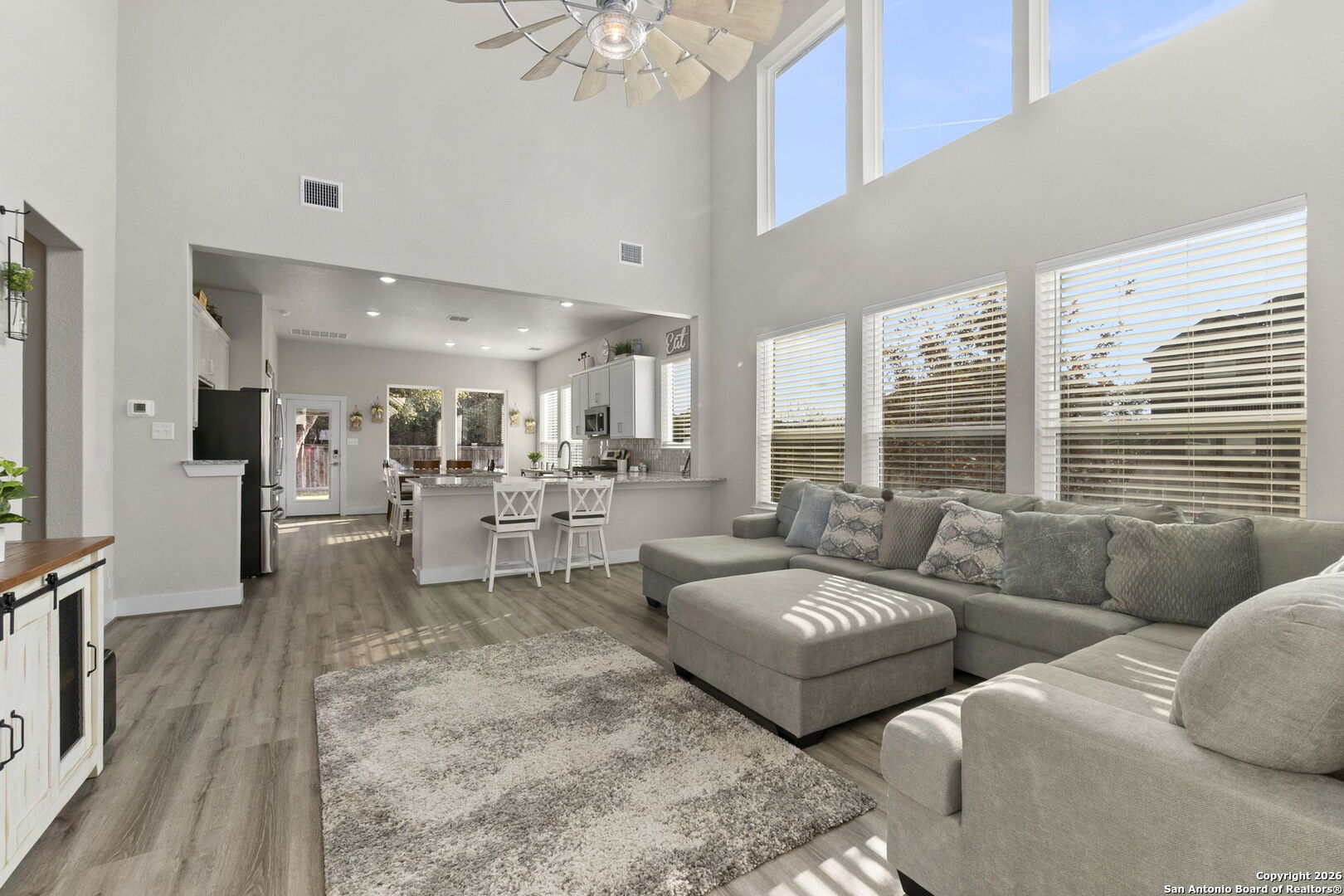 5702 Willow Creek Way