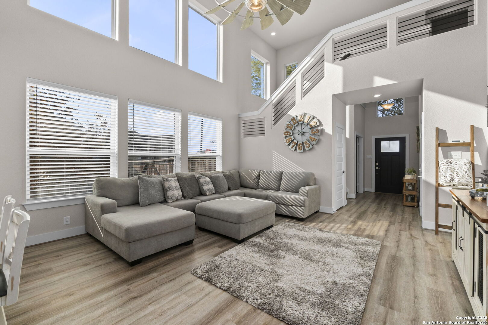 5702 Willow Creek Way