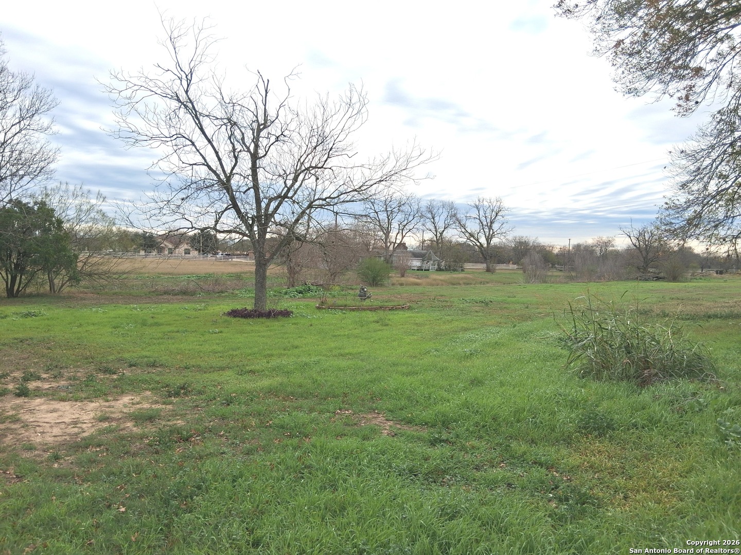 7431 & 7433 Real Road