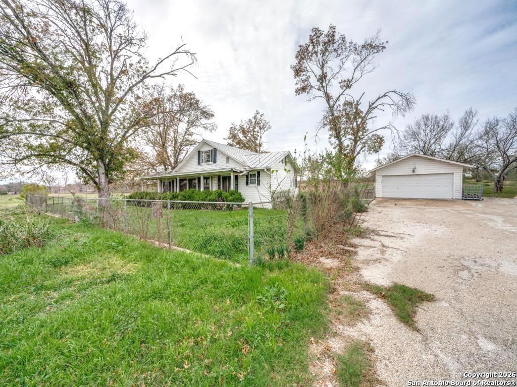 7431 & 7433 Real Road