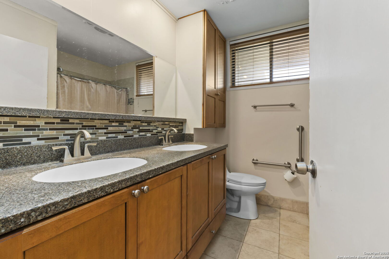 4403 Diamondhead Dr