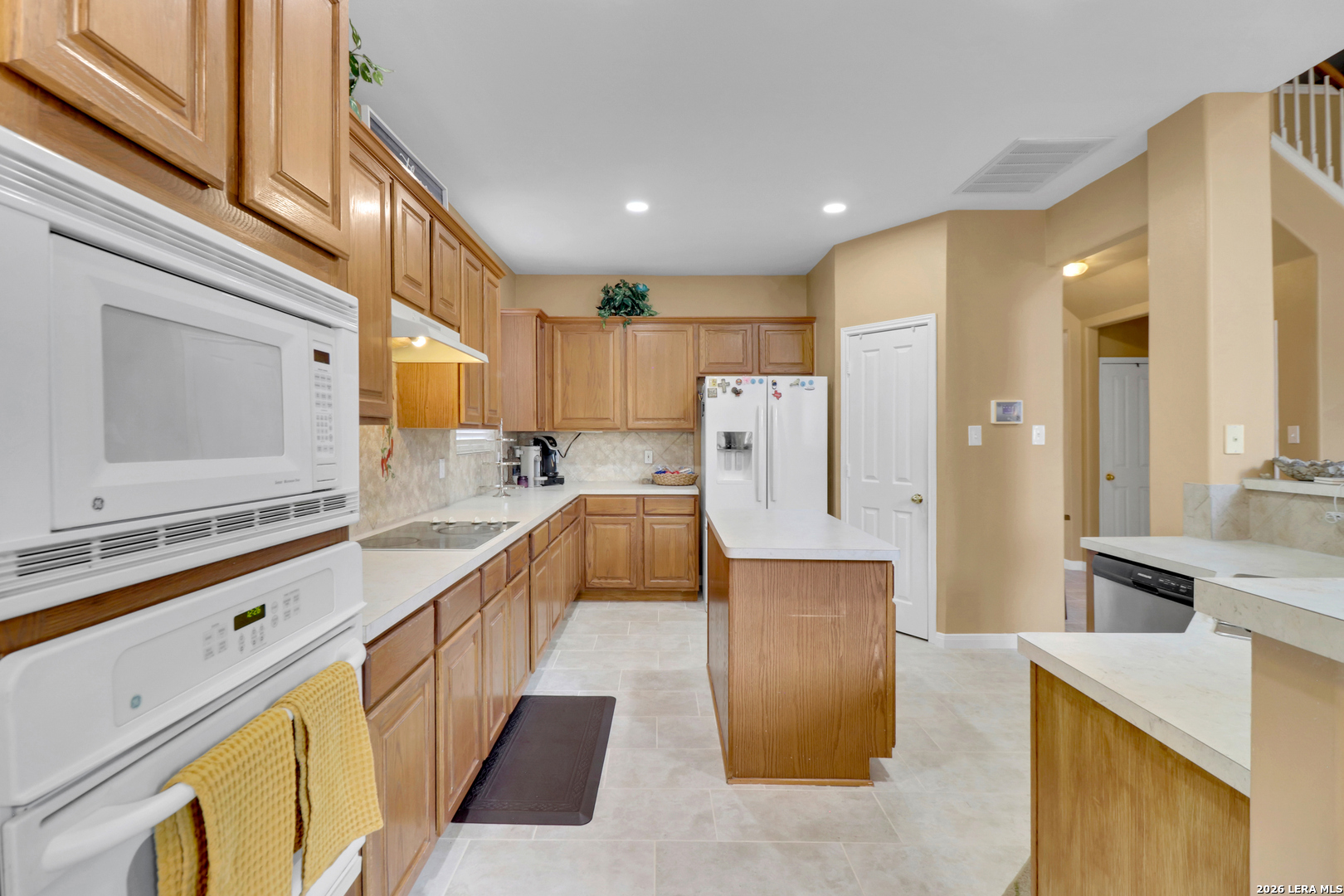 2611 Menard