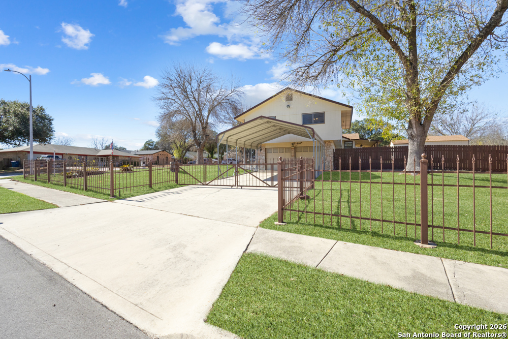 6107 Town Wood