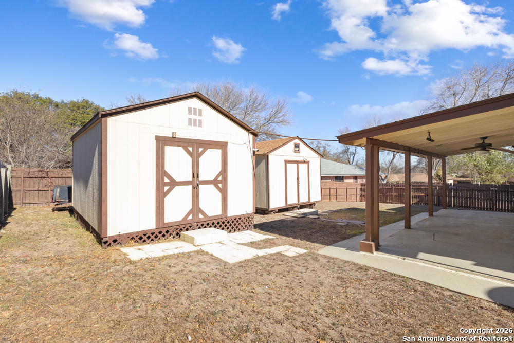 6107 Town Wood