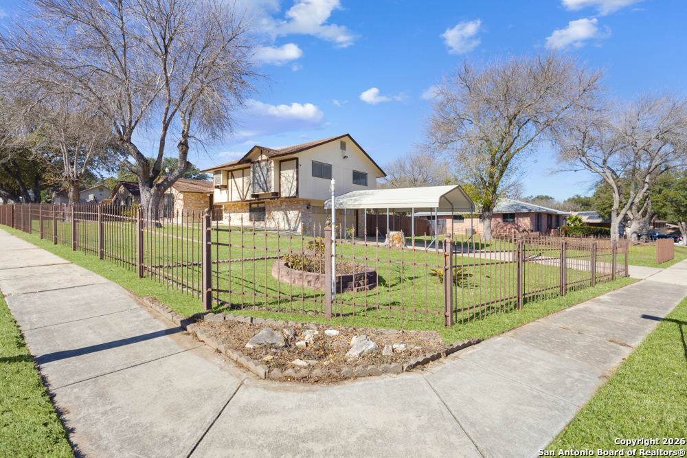 6107 Town Wood