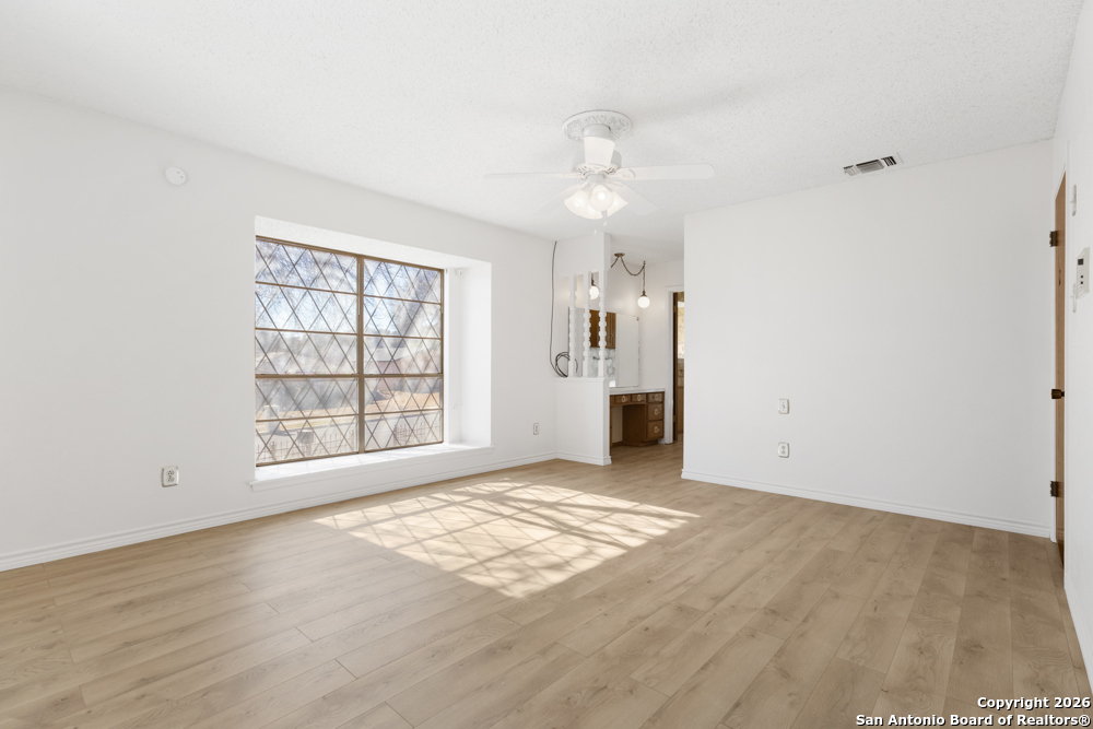 6107 Town Wood