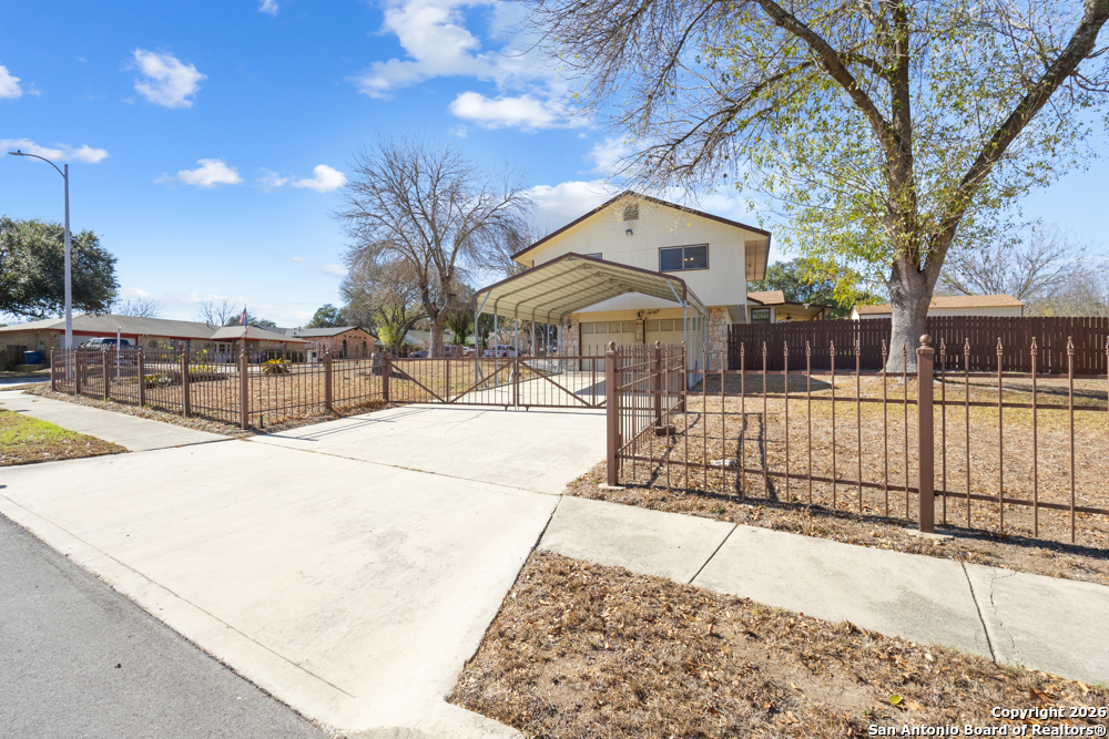 6107 Town Wood
