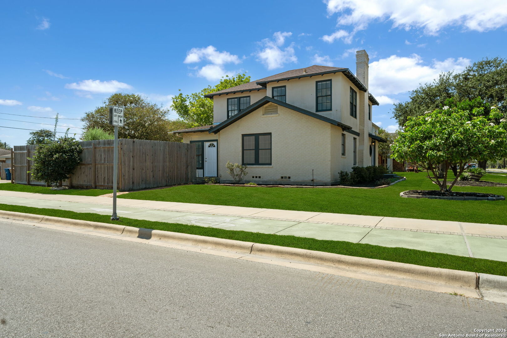 501 Del Mar