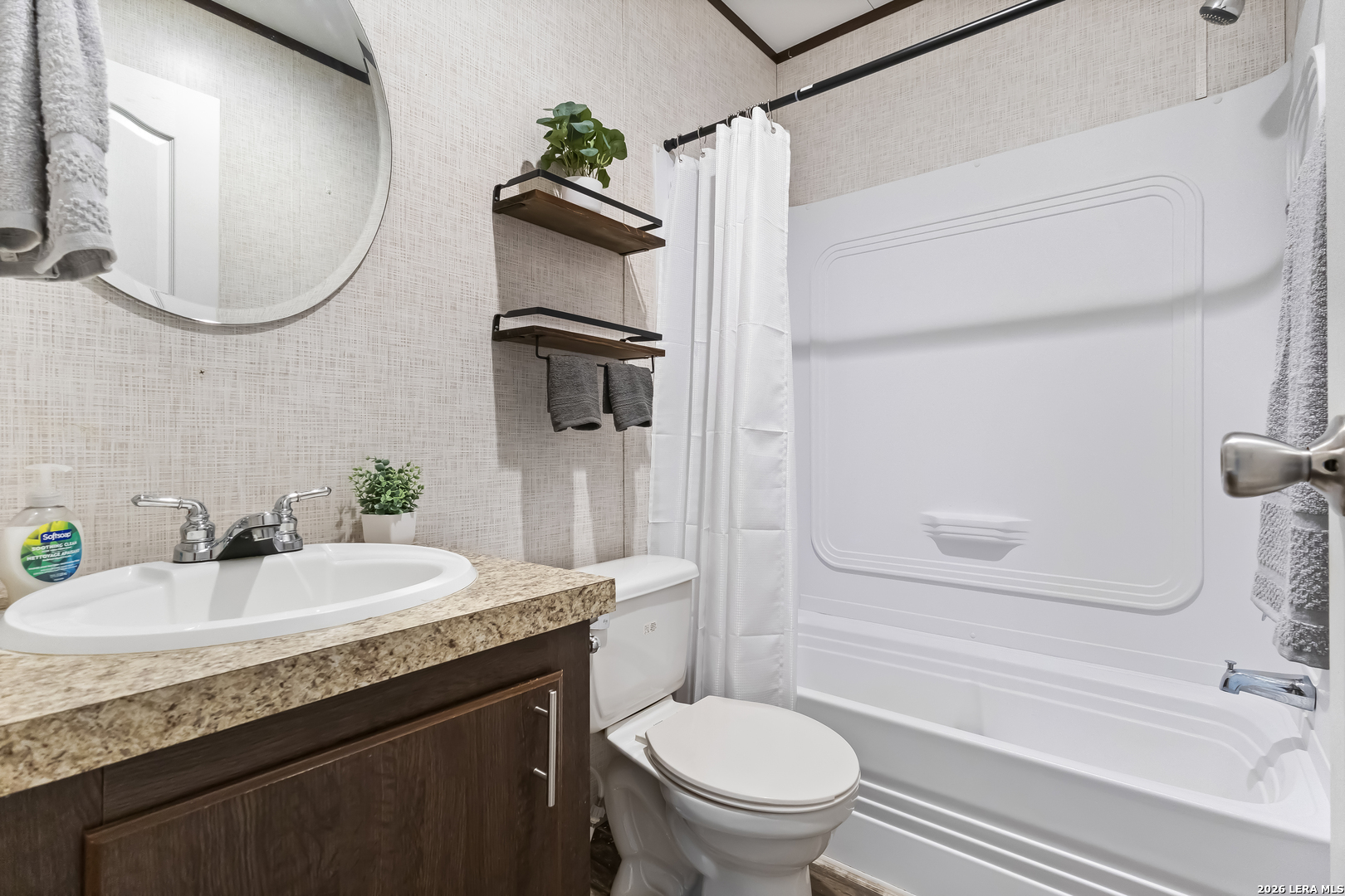 128 Private Road 1511