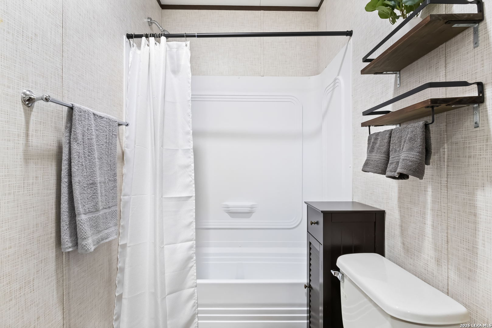 128 Private Road 1511