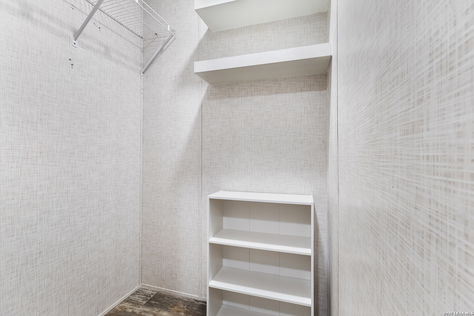 128 Private Road 1511