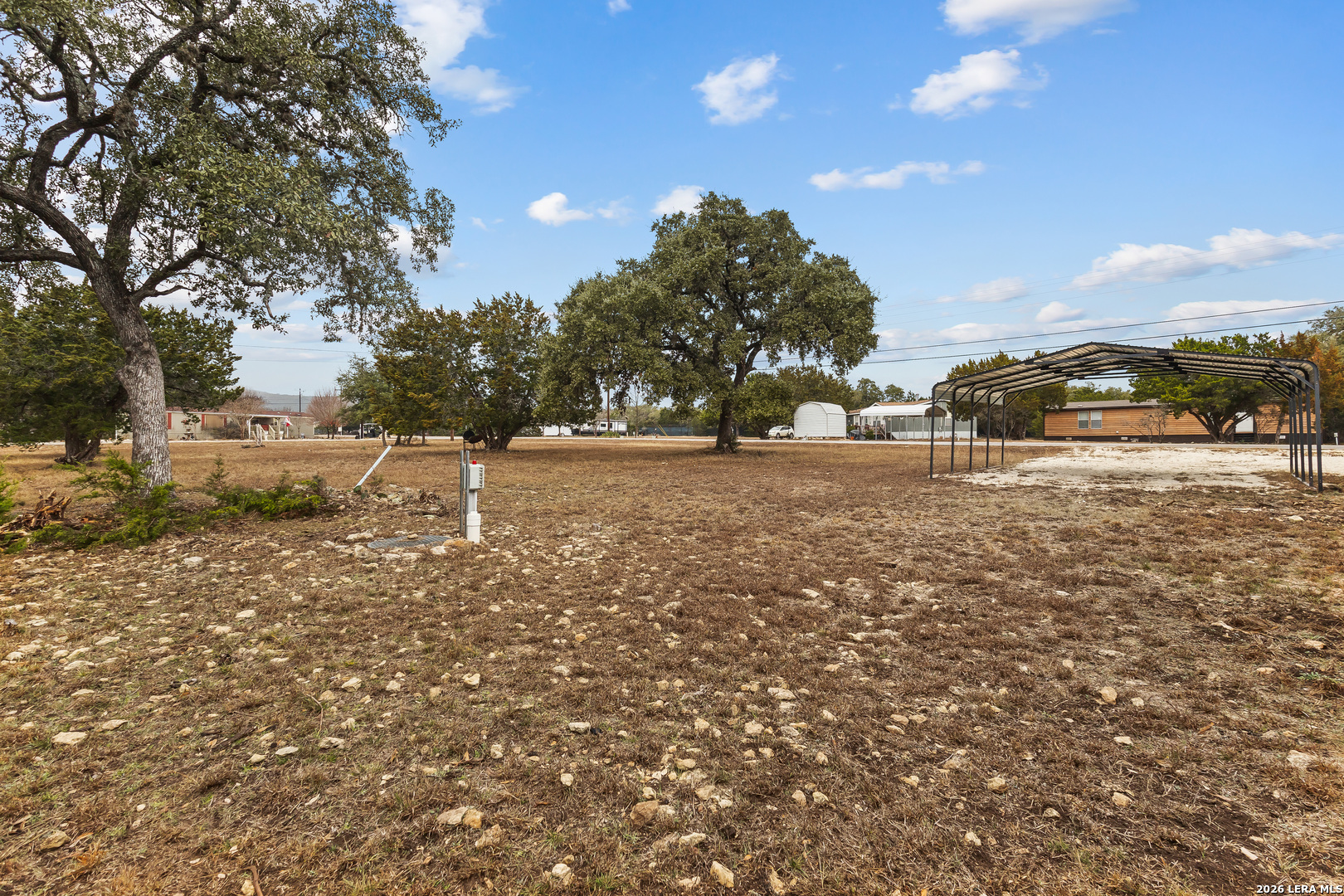 128 Private Road 1511