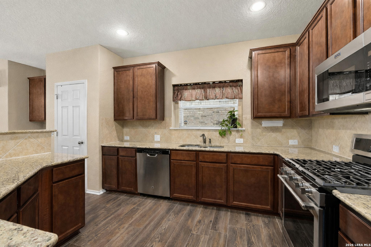 6251 Ozona Mill