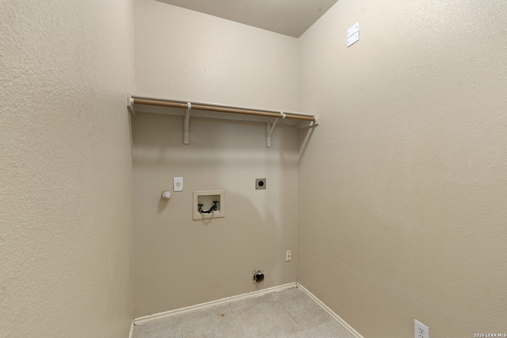 7379 Longing Trail
