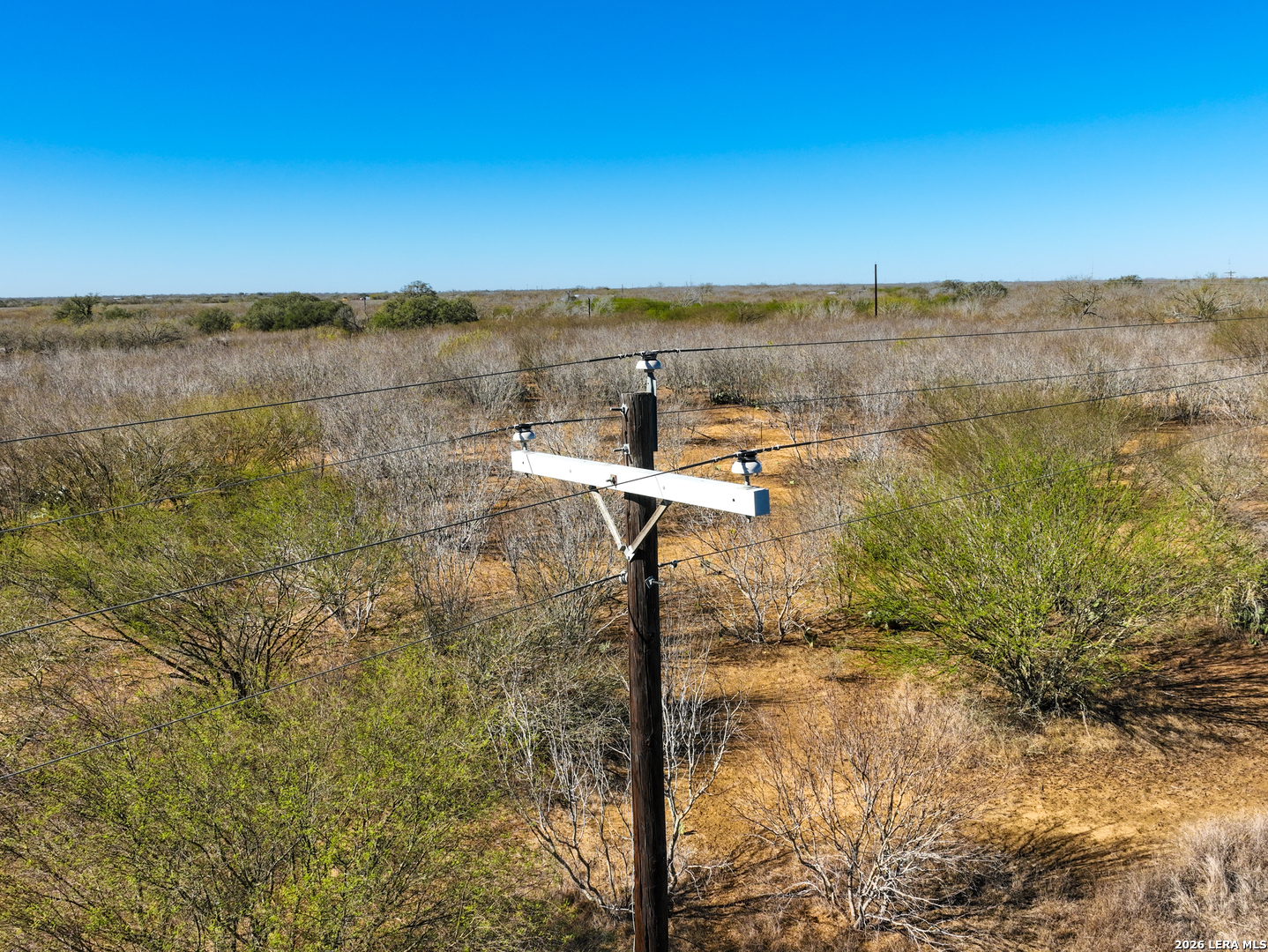 +/- 32.04 ACRES Bluntzer