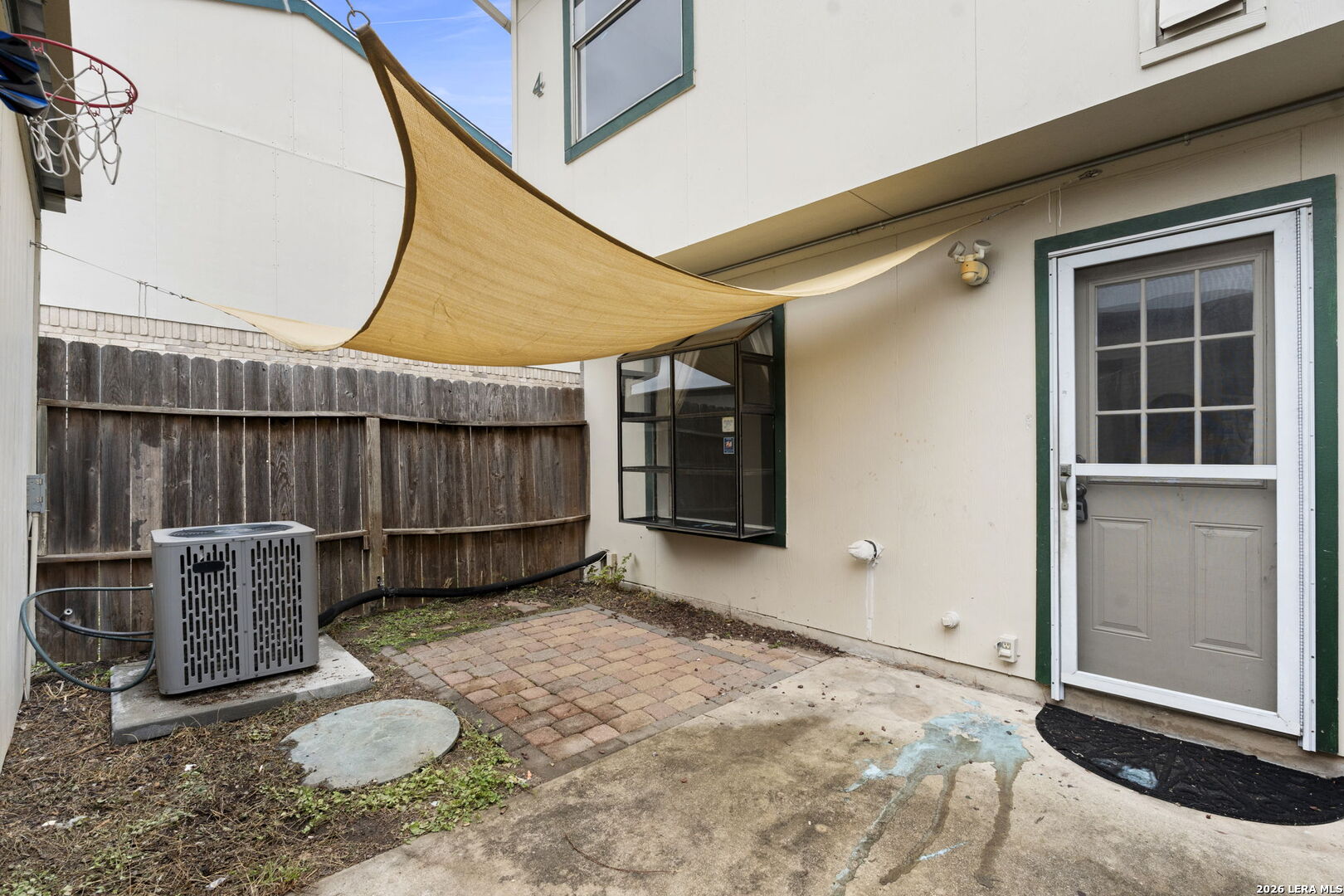 4949 Hamilton Wolfe 4101