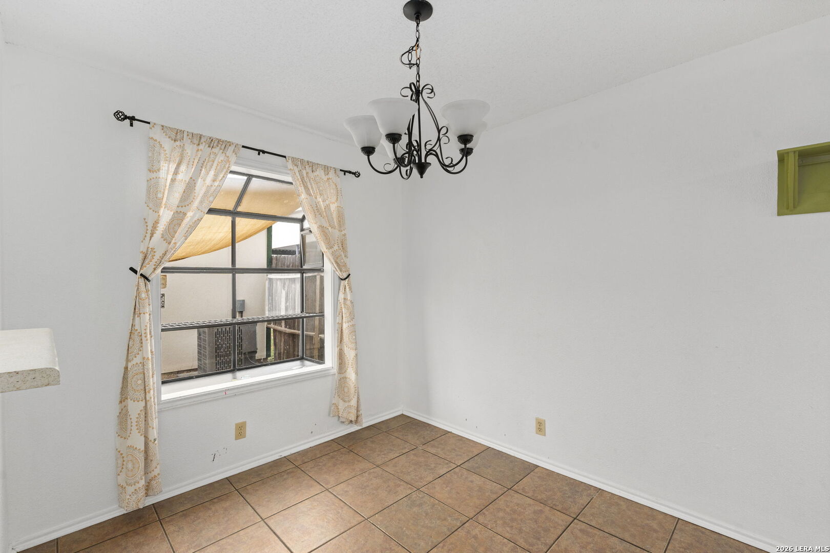 4949 Hamilton Wolfe 4101